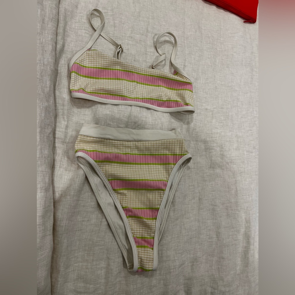 LSPACE swimsuit set